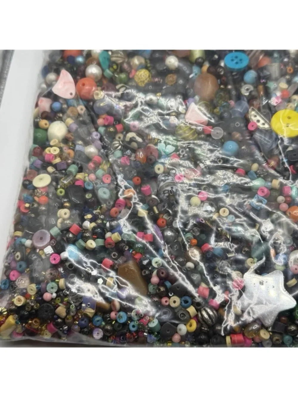 4lb Lot Of Mexed‎ Beads Glass, Metal, Plastic, Clay, Wood